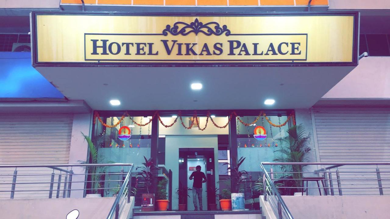 סולאפור Hotel Vikas Palace מראה חיצוני תמונה